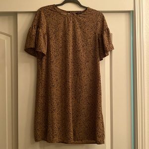 Medium brown spotted dress